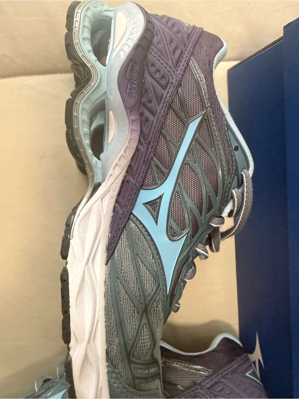 Mizuno Wave Creation 20 Running Shoes Grey Blue - Size 8.5 (With Original Box)